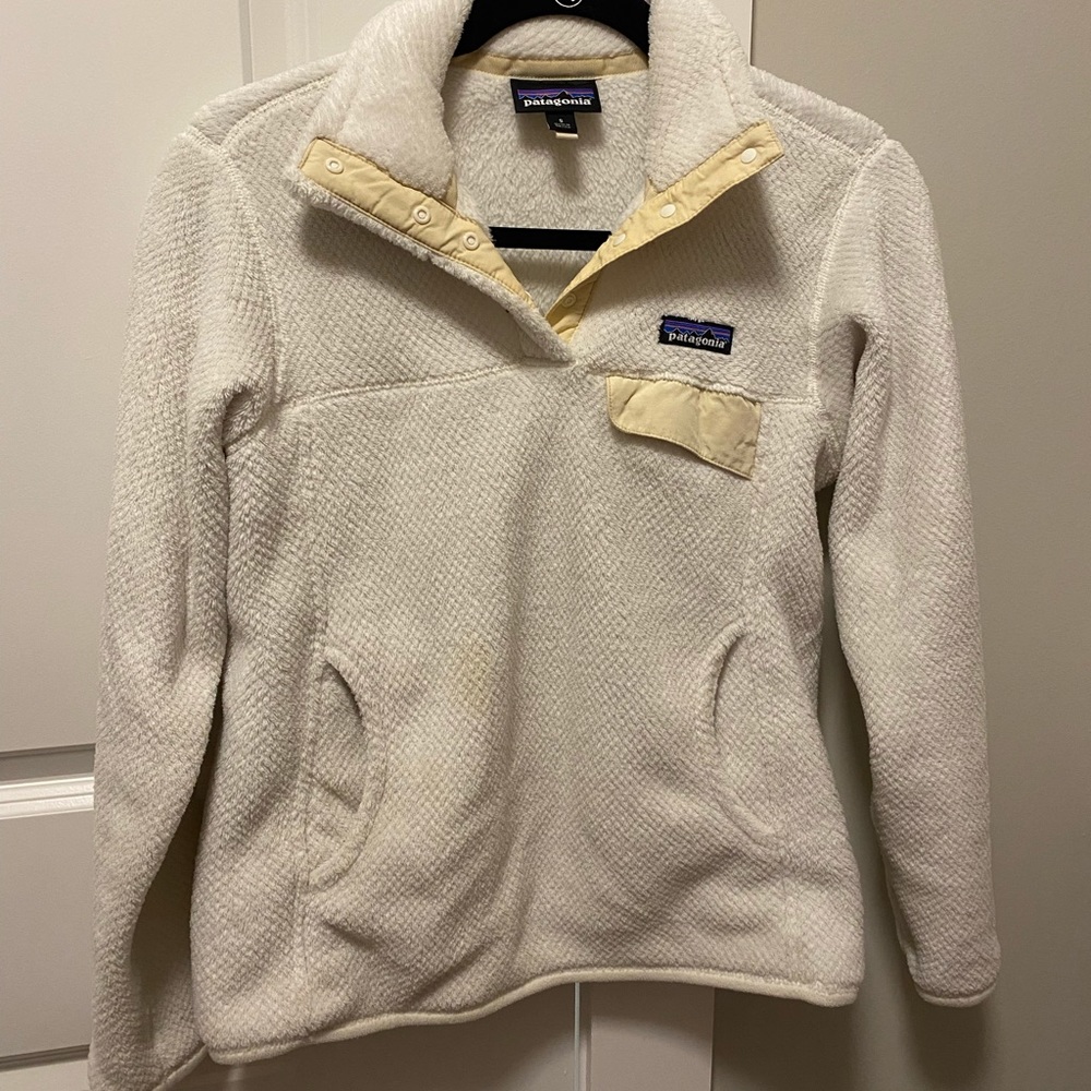 Patagonia Women’s Size Small Pullover